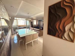 Apartamento família todo reformado 4 quartos