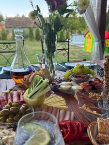 Tiva kucazaodmor-Fruska Gora