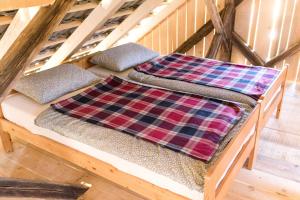 Glamping - Hayrack Vesel