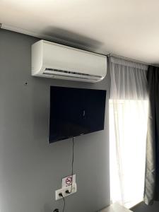 Two bedroom 2 bathroom apartment in old Tbilisi