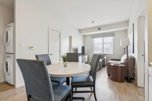 Simplicity At the Rim 1104 I Comfy 2 Bed 2 Bath