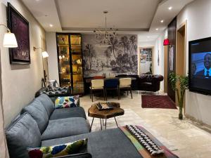 Logement 5 etoiles avec piscine et jardin privée à rabat hay riad