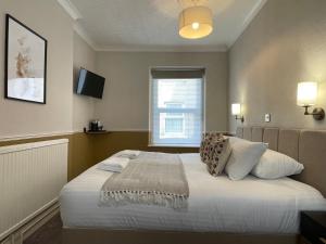 Wedgwood Hotel - Room 1