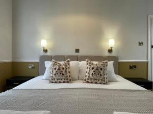 Wedgwood Hotel - Room 1