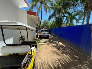 Family home with private pool, Casa Palapa