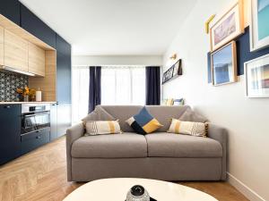 Appartements Appartement Avec Piscine Metro Convention : photos des chambres