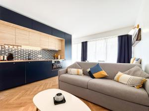 Appartement Avec Piscine Métro Convention