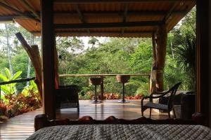 El santuario - Cabin by a River