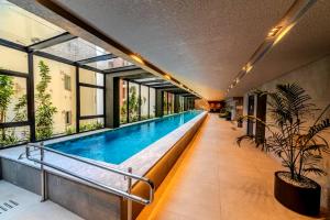 Studio 705 Premium no Centro de Chapecó com Varanda Piscina Academia e Vaga Garagem AP Completo