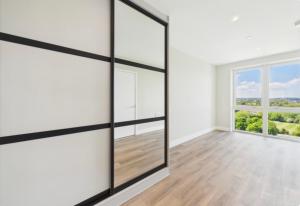 Modern Flat - 10 mins from O2 Arena