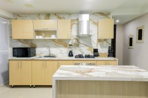 Exclusivo apartamento de lujo frente al mar en Los Morros, con acceso directo y privado a la mejor playa de Cartagena