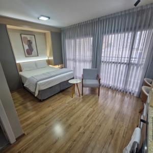 Studio Completo Cama Queen a 140m do Metrô Alto do Ipiranga