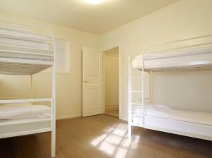 Maisons d'hotes Le Voyage Paris - Appartement partage : photos des chambres