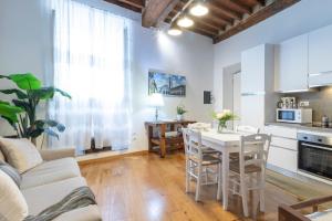 LUCCA a 2 min from DUOMO AC WI-FI