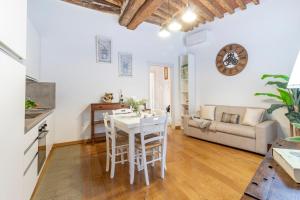 LUCCA a 2 min from DUOMO AC WI-FI