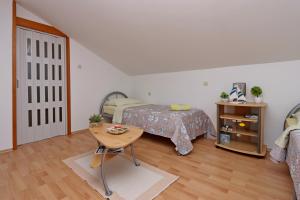 Apartments by the sea Kampor, Rab - 24630