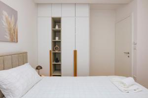 Apartments with parking space Brodarica, Sibenik - 24706