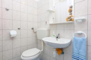 Seaside holiday house Kanica, Rogoznica - 24746