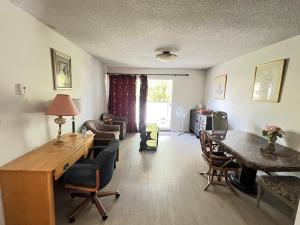 3 Bedroom Apartment - 5 Beds