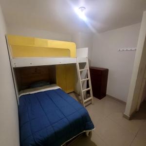 Departamento 2 cuartos frente al mar en San Miguel, Peru