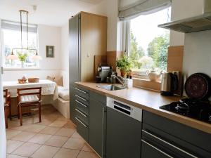 Nice holiday home on the water in Grou