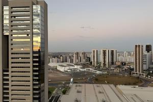 Apt Luxo VI no Shopping Df Plaza