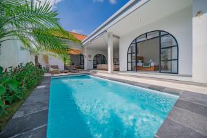 Villa Intisar - luxury oasis in Canggu