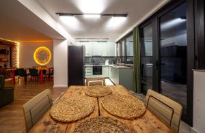 Niabi Villa with pool