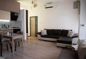 Gratia Apartments