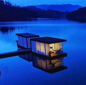 Pietrasanta hotel campestre frente a la represa del Peñol y Guatape