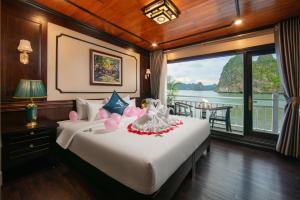 Halong Arcadia Cruise