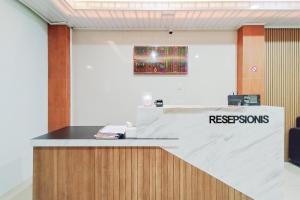 RedDoorz at Rejoss Lux Medan