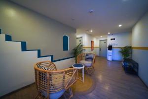 Olive Zip Richmond Circle by Embassy Group