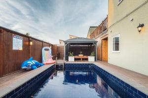 Jeju Palm Spa Pool Villa