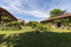 Maisons de vacances Gite du platane : photos des chambres