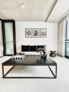 Black Diamond by ParberyProperty