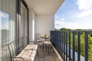 Prandoty Stylish Apartment with Balcony & Parking in Cracow Old Town by Renters Prestige
