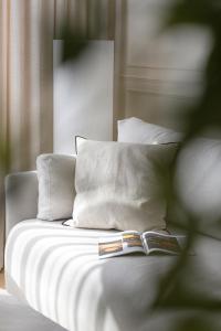 Prandoty Stylish Apartment with Balcony & Parking in Cracow Old Town by Renters Prestige