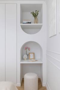 Prandoty Stylish Apartment with Balcony & Parking in Cracow Old Town by Renters Prestige