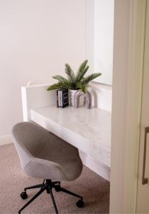 Stylish 3-Bedroom in the Heart of South Yarra