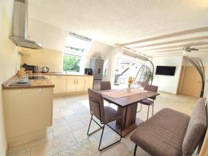 Stilvoll am Wald wohnen 115 qm Office citynah