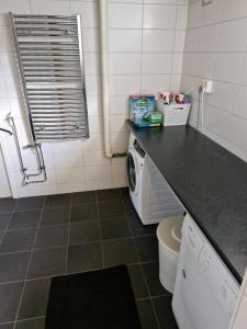 Hus utanför Umeå nära hav och natur