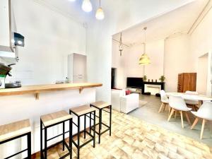 Appartements Le Logis du Chateau , Charme au coeur de Sommieres : photos des chambres