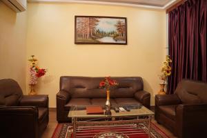 Hotel Amrapali Classic