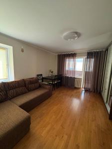 Сучасний комфорт та затишок Південне, Южне