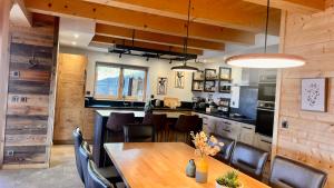 Villas Chalet Lambersens Serbijanka : photos des chambres