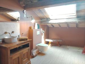 Ancien Couvent avec piscine entre Alpilles et Camargue pour 10 personnes