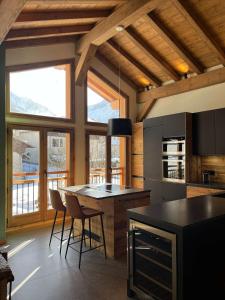 Les Hirondelles de Bellevue - spacieux logement avec cheminée