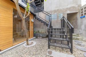 Manta Living Bandung RedPartner