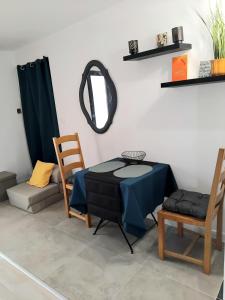 Appartements Les Lucioles : photos des chambres